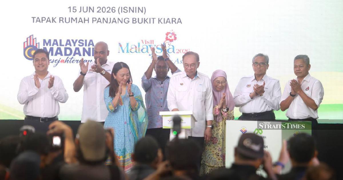 Anwar warns against divisive racial politics, urges national unity