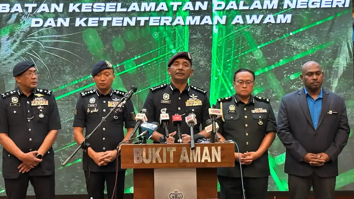 Police seize RM13 million in contraband from five arrested in Klang and KL raids