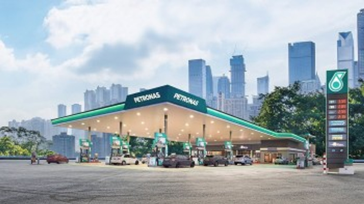 Petronas Fuel Supply Assured Until September as Government Monitors Energy Security