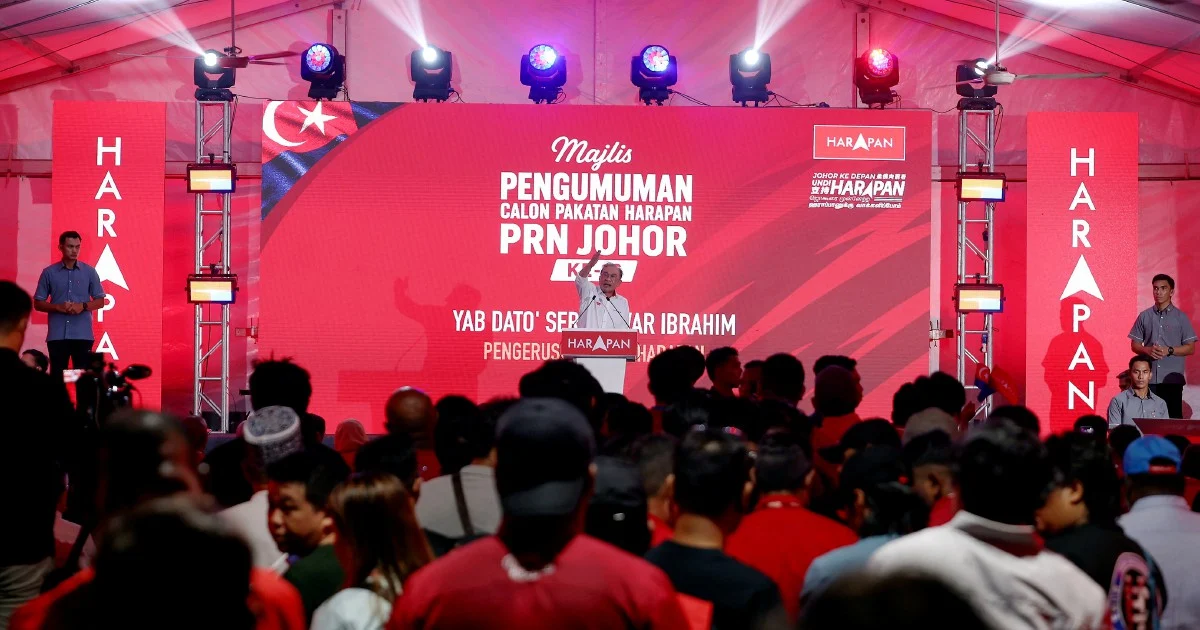 Anwar Urges Johor Election to Stay Clear of Royal Involvement, Keep Focus on Political Competition