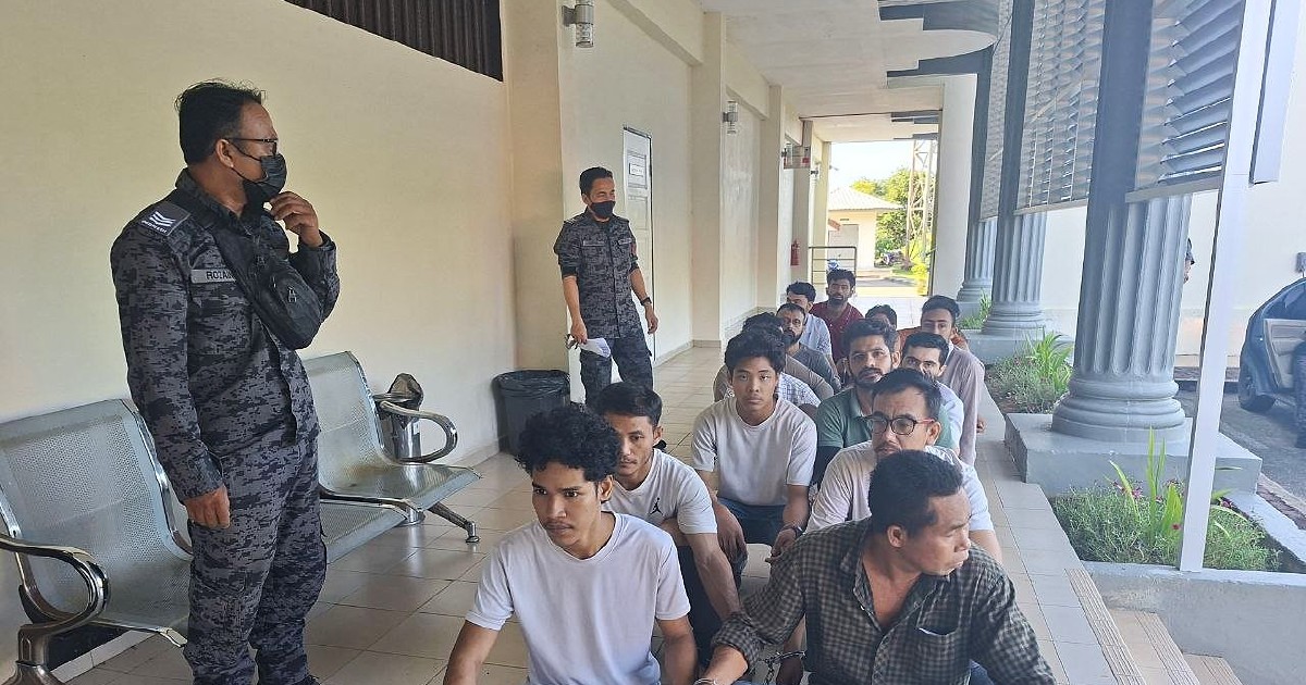 Fourteen Foreigners Charged with Illegal Entry and Overstaying in Kelantan