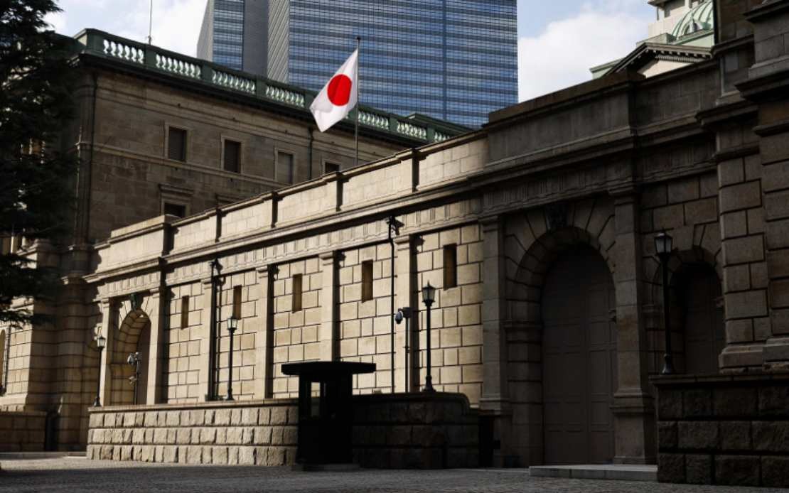 Japanese Yen Plunges to 39-Year Low as Dollar Dominance Persists Despite Official Warnings