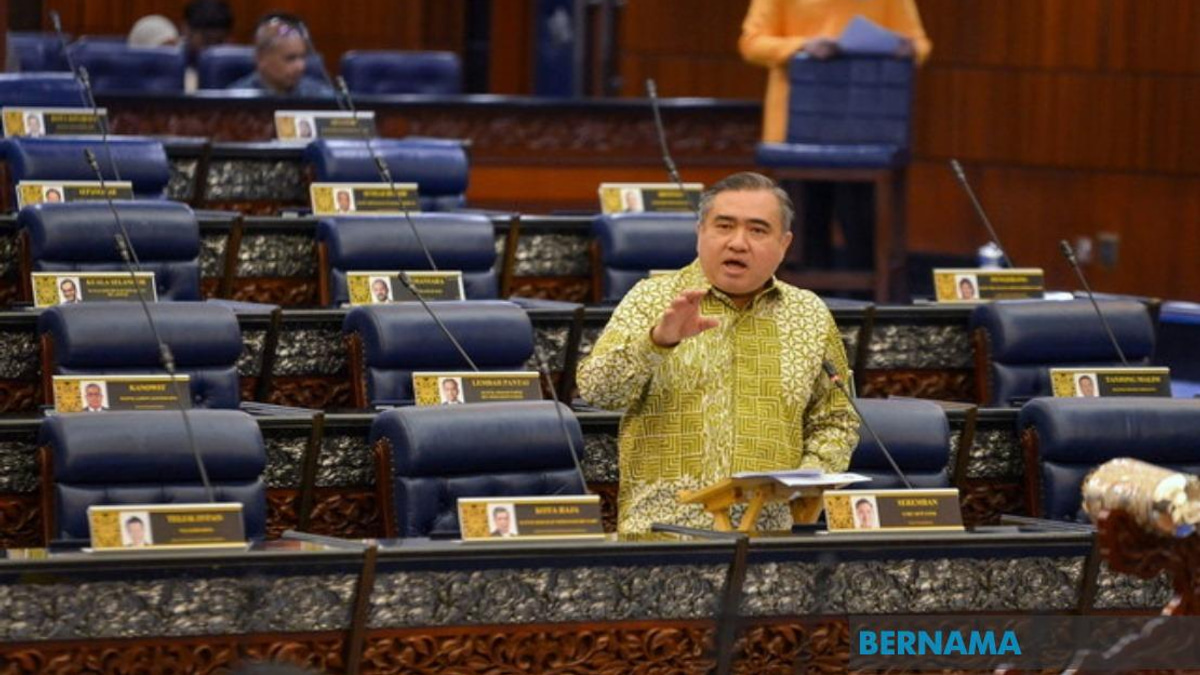Federal Government To Finance Johor's E-ART Rapid Transit System, Says Loke