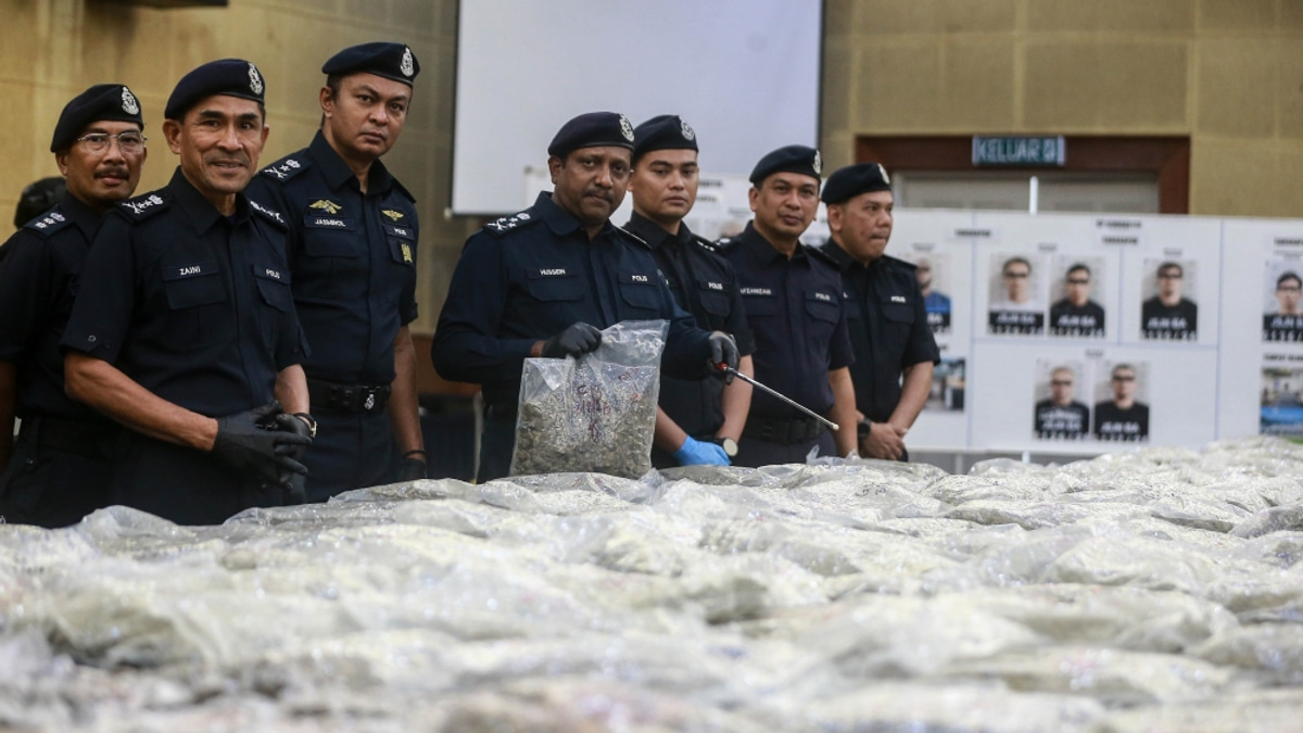 14 Malaysians Arrested Abroad for Drug Smuggling Since January, Police Report