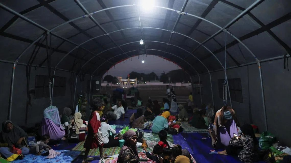 Singapore's PM Wong Extends Condolences to Indonesia Following Devastating Flores Earthquake