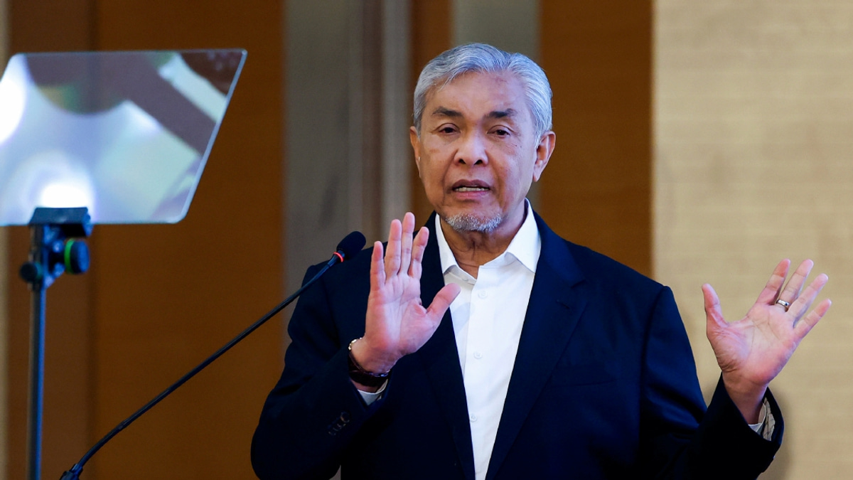 Zahid Urges Parties to Shun Divisive 3R Issues in Negri Sembilan Campaign