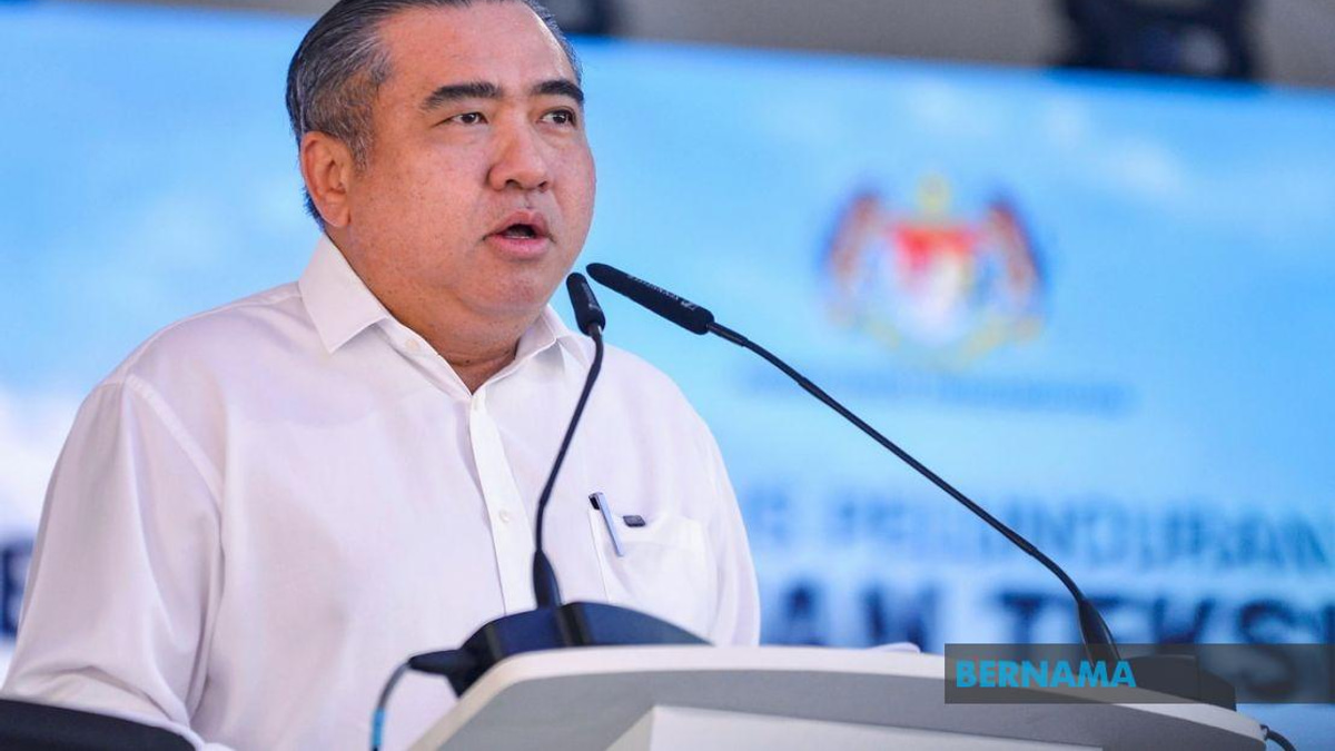 Malaysia's MADANI Taxi Reform Shifts Ownership Model, Ending Decades of Leasing Practice