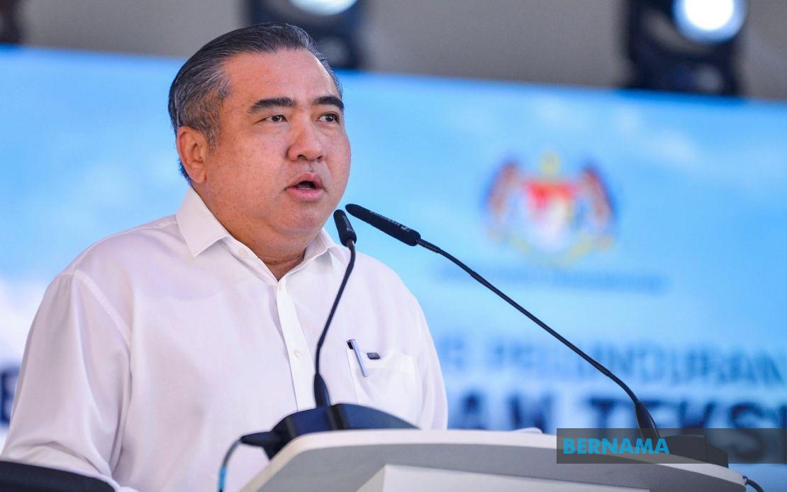 Malaysia's MADANI Taxi Reform Shifts Ownership Model, Ending Decades of Leasing Practice