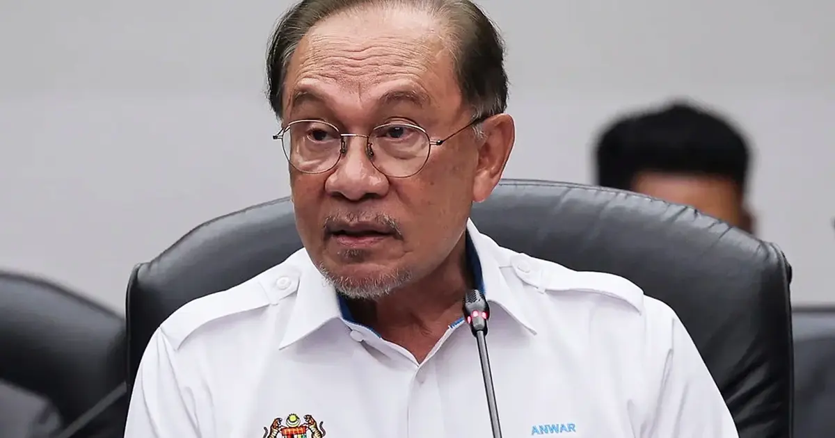 Anwar Redirects Criticism of PN Away from His Leadership to Opposition's Handling of TH Findings
