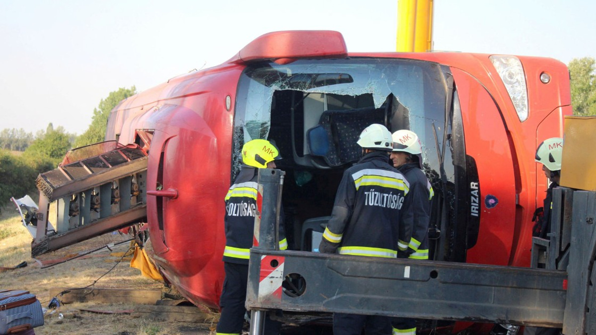 Twelve dead as Polish coach bus overturns on Hungarian highway