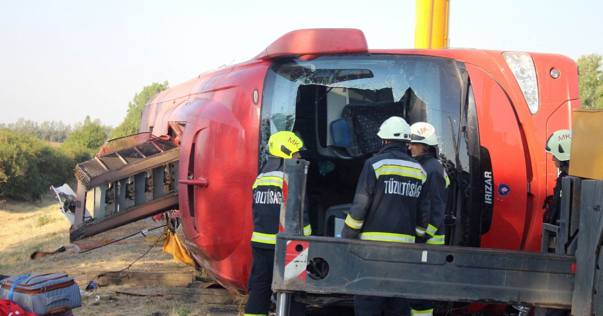 Twelve dead as Polish coach bus overturns on Hungarian highway