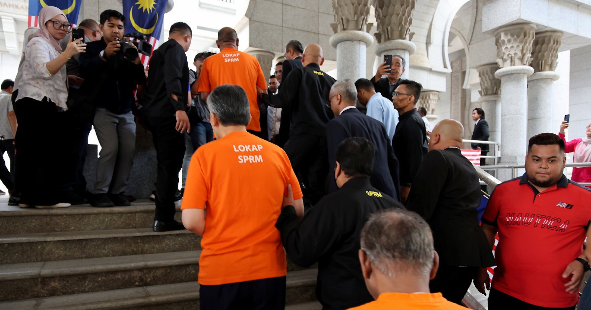 Former Tabung Haji CEO Held for Four More Days as Anti-Corruption Probe Deepens