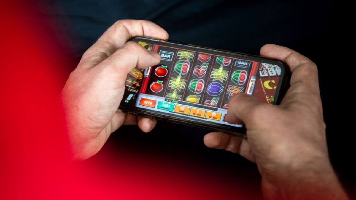 Indonesia's Sweeping Online Gambling Crackdown Blocks 3.7 Million Websites, Freezes Thousands of Bank Accounts