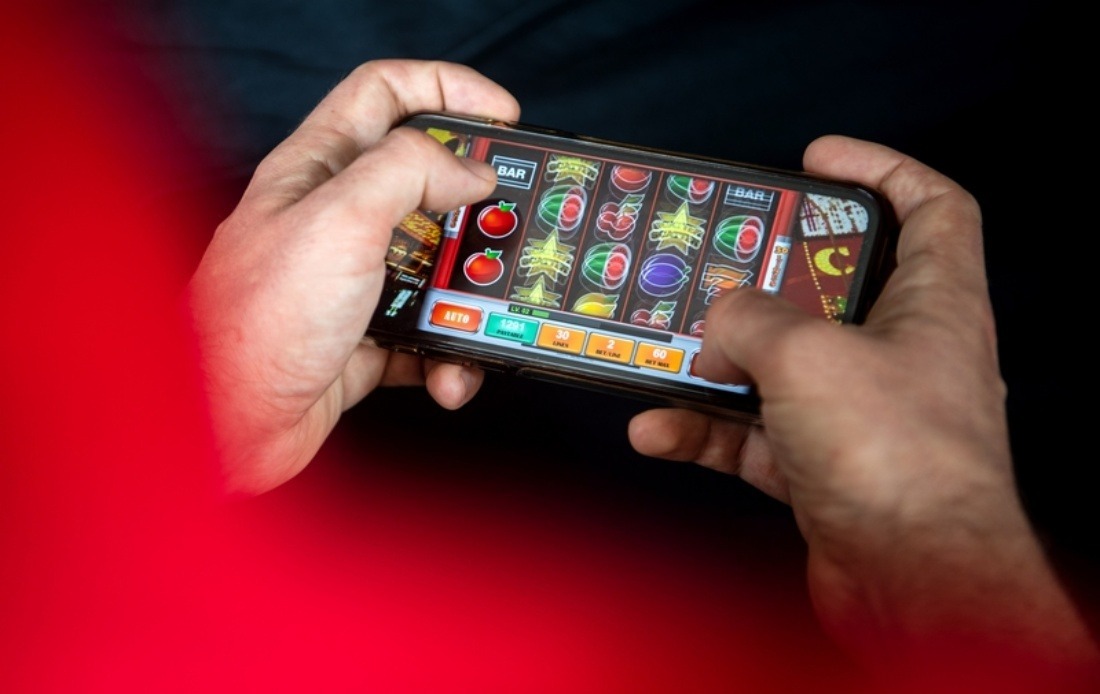 Indonesia's Sweeping Online Gambling Crackdown Blocks 3.7 Million Websites, Freezes Thousands of Bank Accounts