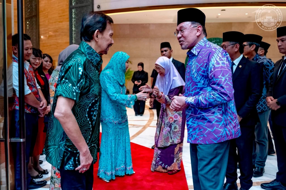 Anwar Extends Birthday Greetings to Brunei Sultan, Signals Commitment to Bilateral Partnership