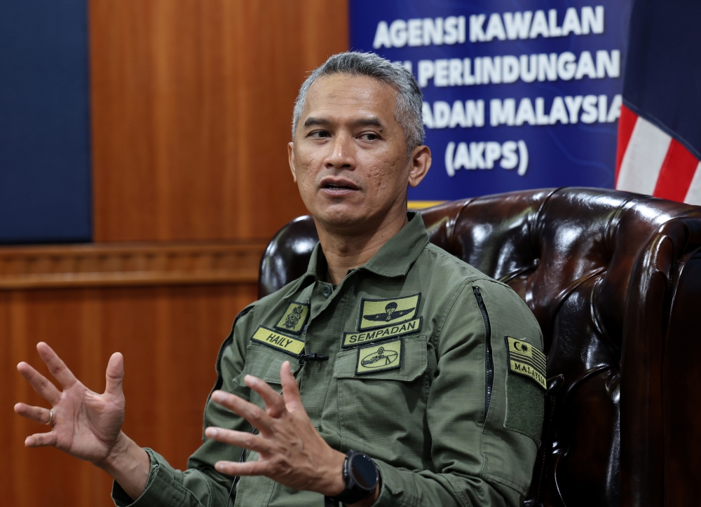 KLIA Border Screening Failed to Flag Malaysia Airlines Pilot Before Jakarta Drug Arrest, Says Agency Chief