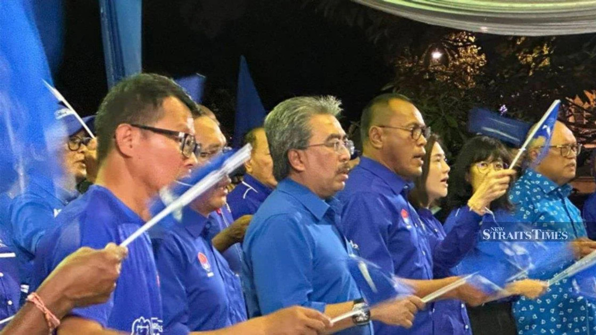 Johari Ghani Backs BN's Prospects in Johor Joust, Eyes Kota Iskandar Defence and Seat Recovery