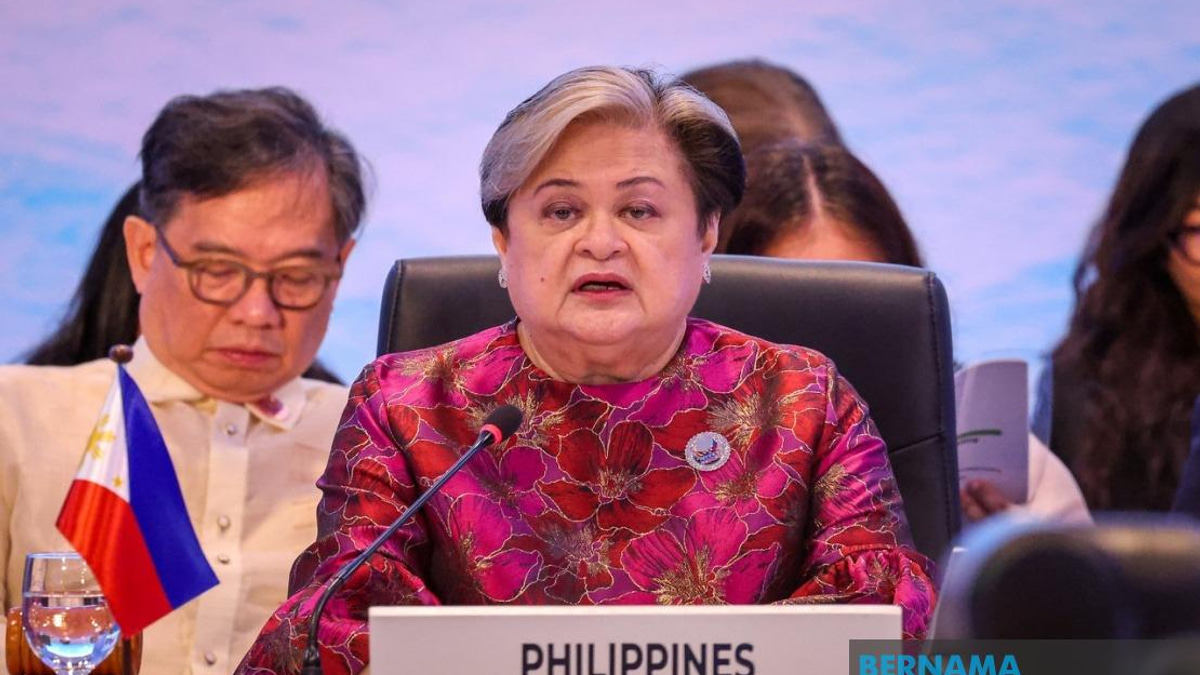 Myanmar's Return to ASEAN Meetings Still Distant, Says Philippine Foreign Secretary