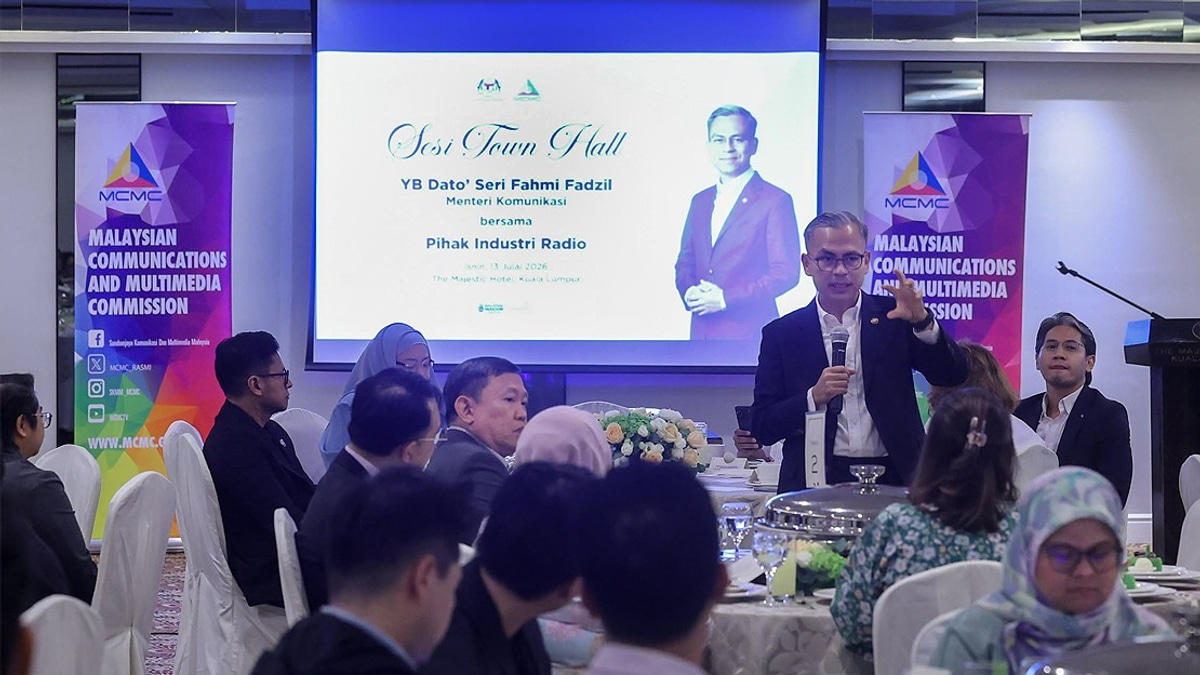 Government to Undertake Comprehensive Review of Radio Industry Through Policy Study