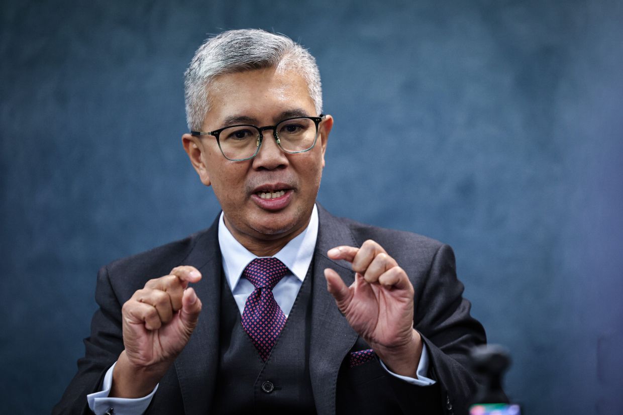 ASEAN Must Deepen Energy Cooperation to Bridge $200bn Annual Funding Gap, Says Tengku Zafrul