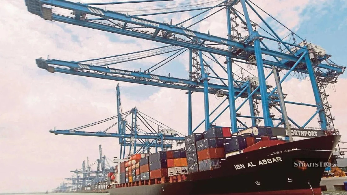 Port Klang 3 remains on schedule to start construction this year, pending land clearance