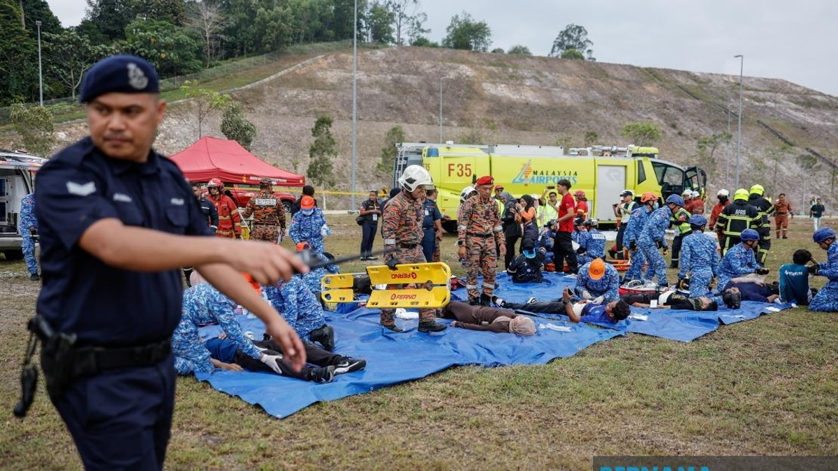 Malaysia Tests Off-Airport Aircraft Disaster Response in Major Coordinated Drill