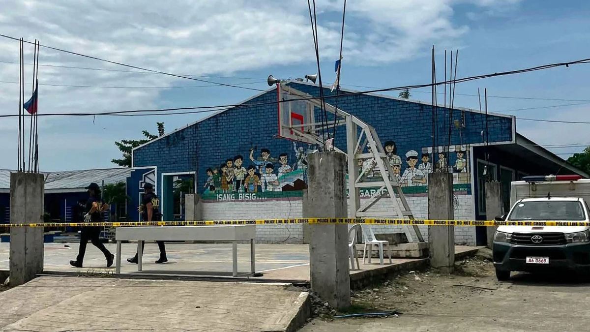 Marcos Orders Investigation Into Tacloban School Shooting as Death Toll Reaches Three