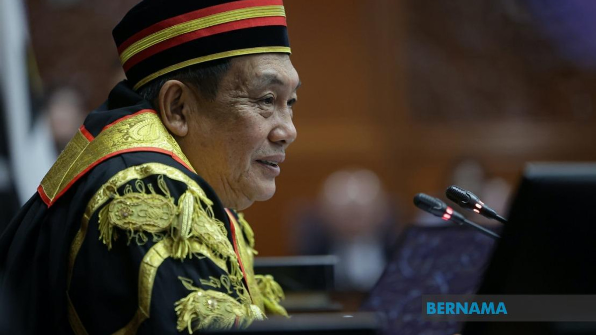 Youth Parliament Is a 'School of Democracy', Senate President Awang Bemee Declares