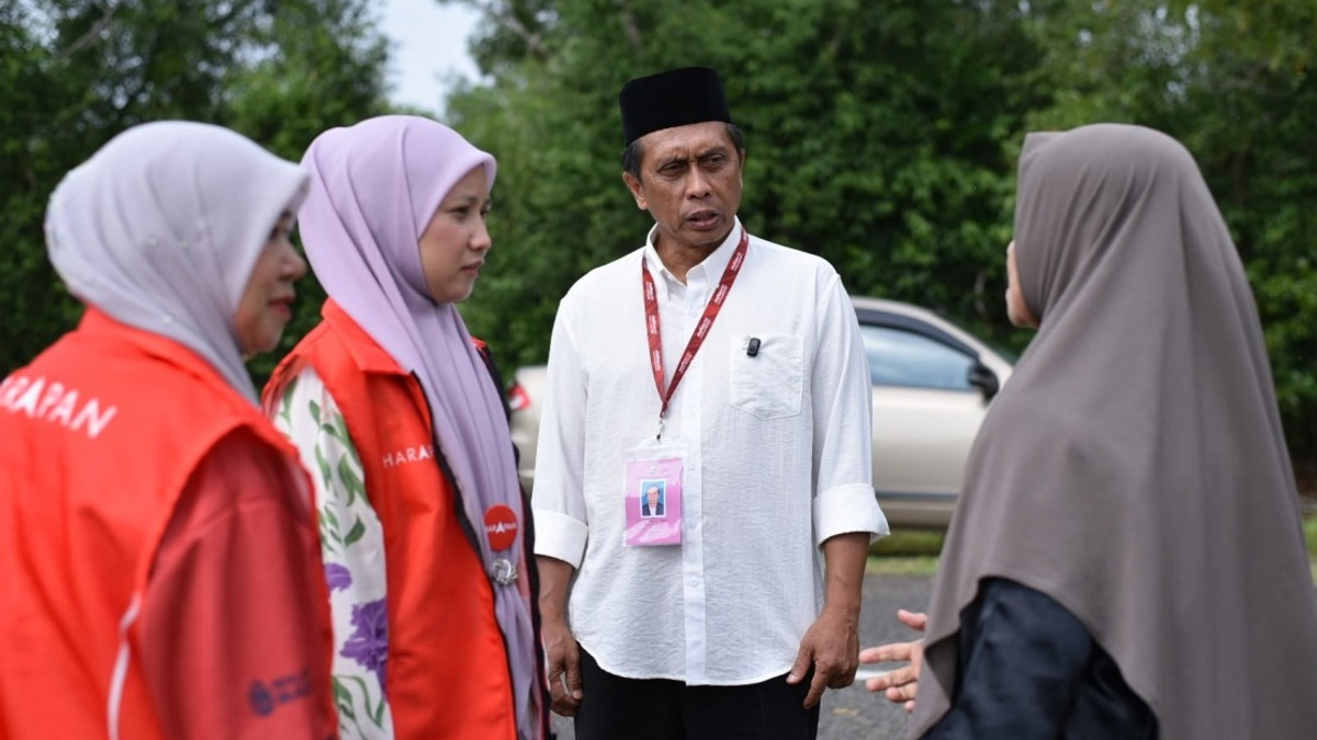 Faizul Confident PH Can Wrest Tanjung Surat From BN in Johor Election