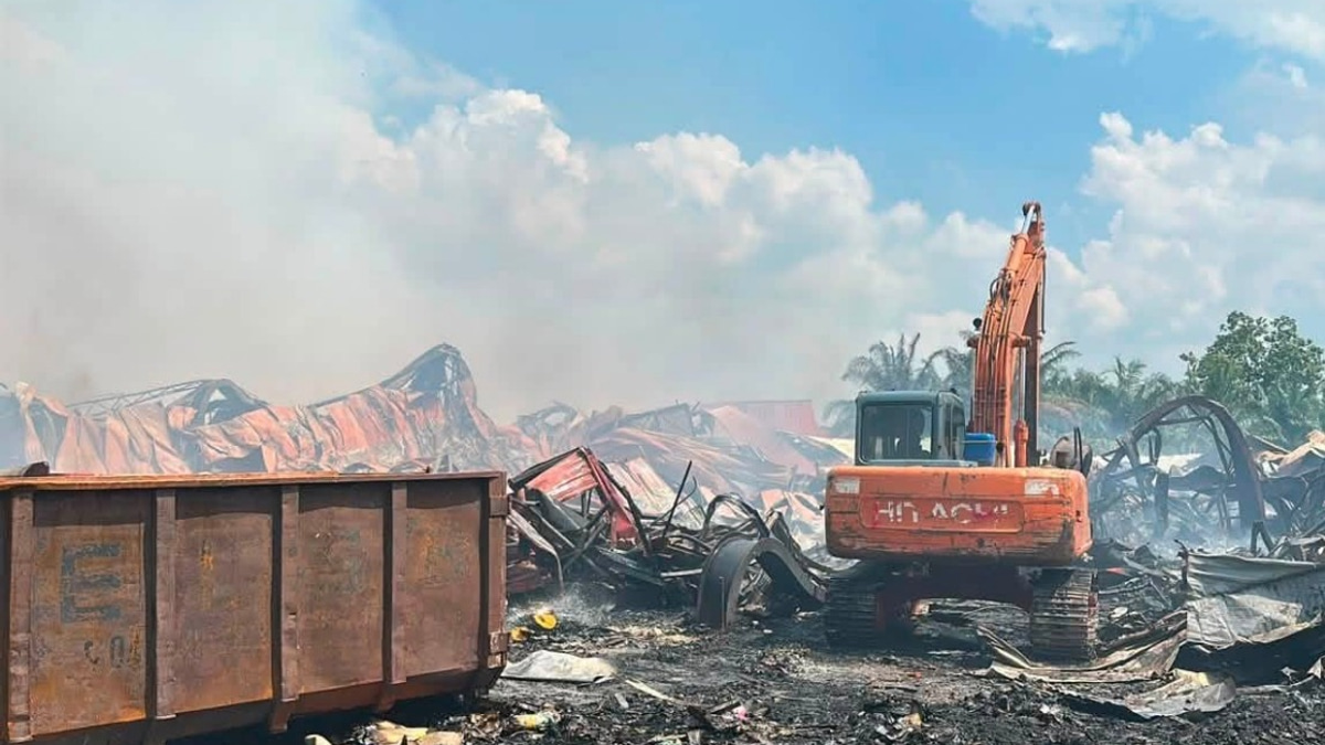 Kedah Authorities Monitor Air Quality After Lunas Industrial Fire