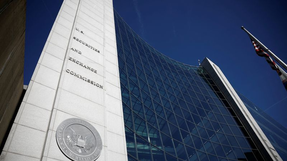 Former Bank of America Banker Charged with Passing Merger Tips for $18.5 Million Profit