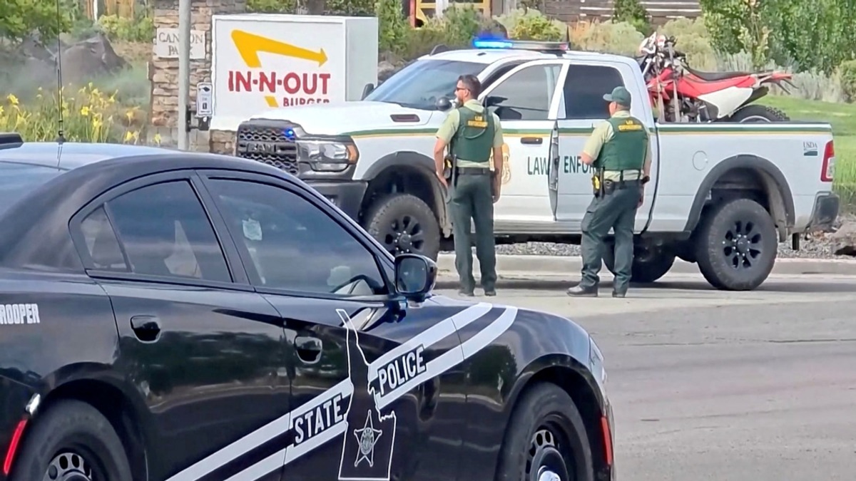 Three Killed, Seven Wounded in Shooting at Idaho In-N-Out Burger Restaurant
