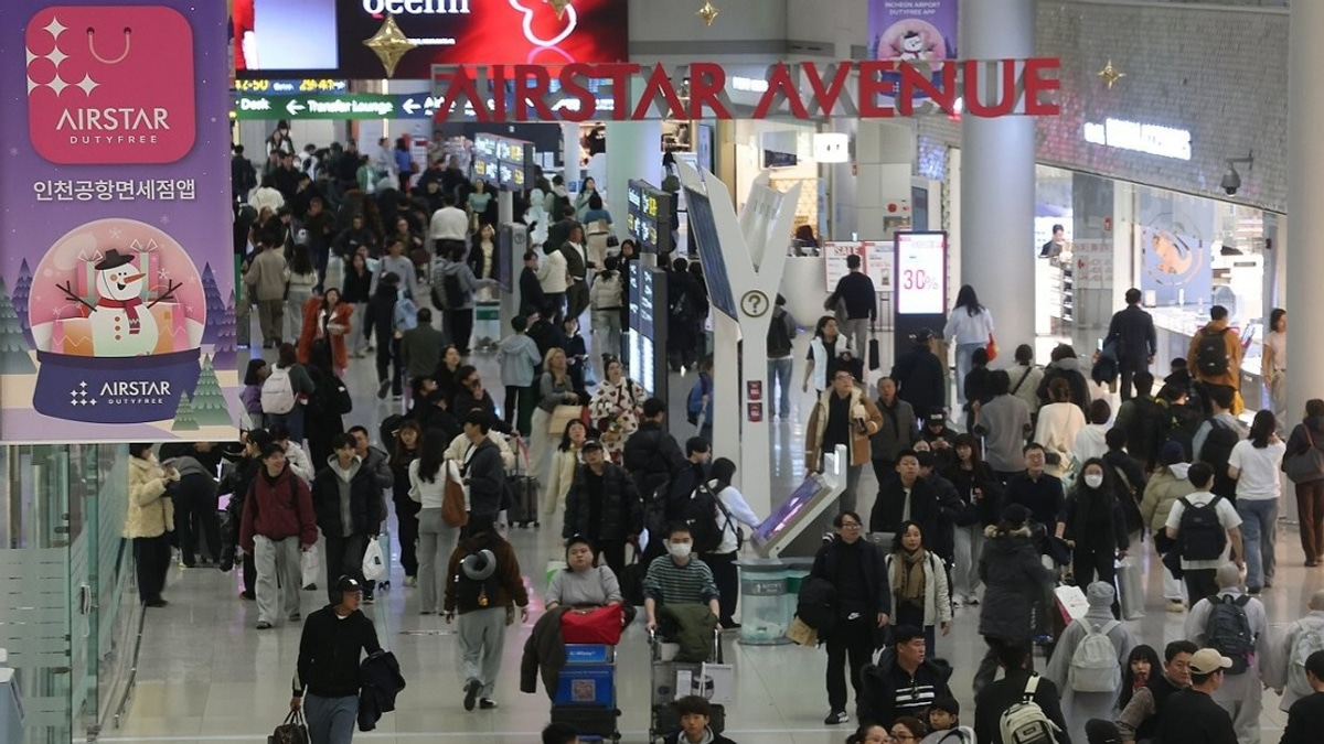 South Korea Surges Past 10 Million Foreign Visitors, Poised for Record Year