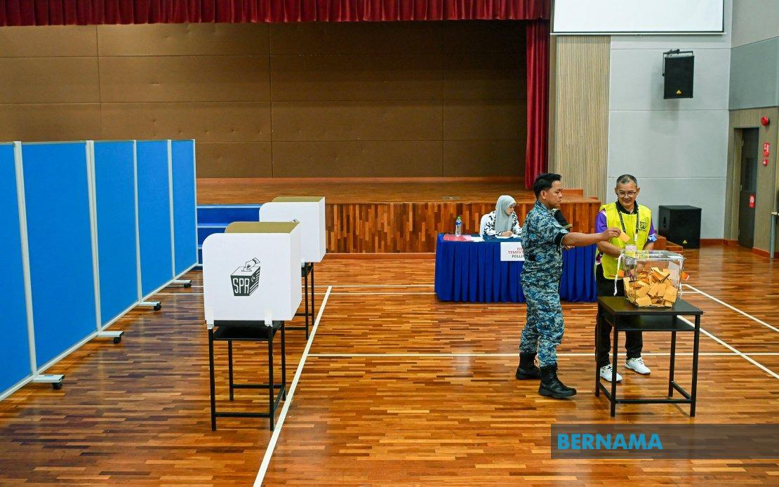 Negeri Sembilan Early Polling Winds Down as Security Forces Complete Voting