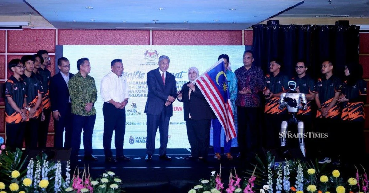 Zahid to discuss Nga's resignation pledge following BN's dominant Johor victory