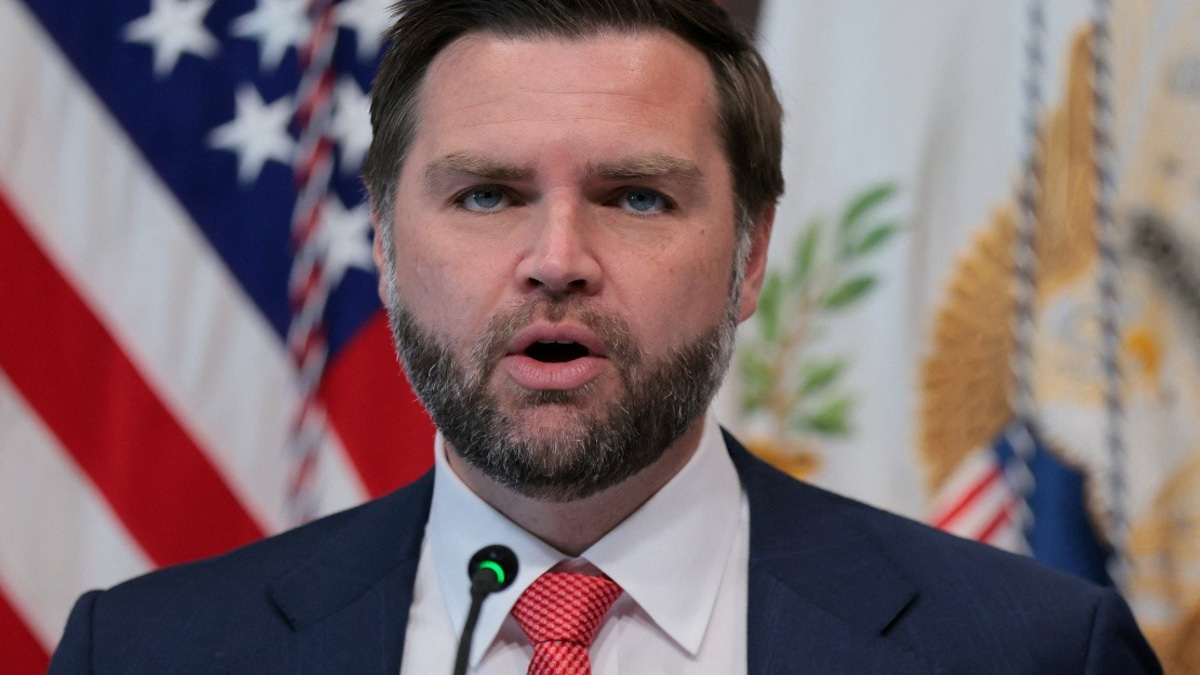 US Demands Iran Restore Strait of Hormuz Oil Flow, Pledges Verification