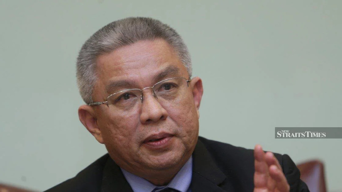 Dr Adham Baba and Ex-Bersatu Figure Lead Johor BN's 56-Candidate Slate