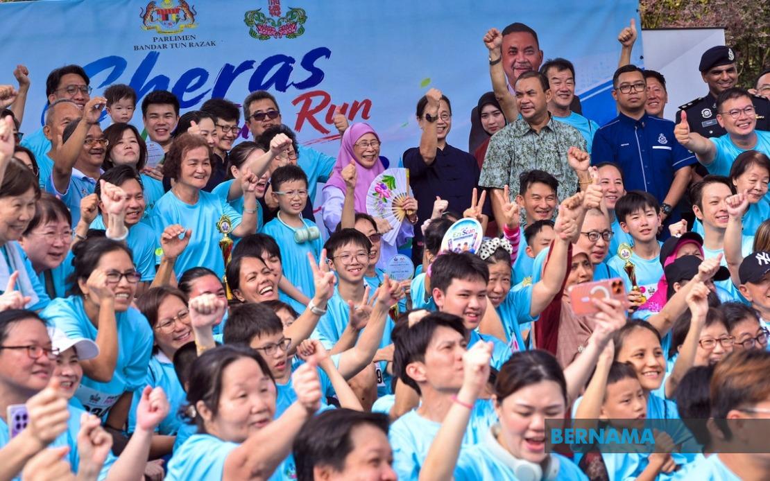 Malaysia Must Prioritize Health and Independence as Population Ages, Says Wan Azizah