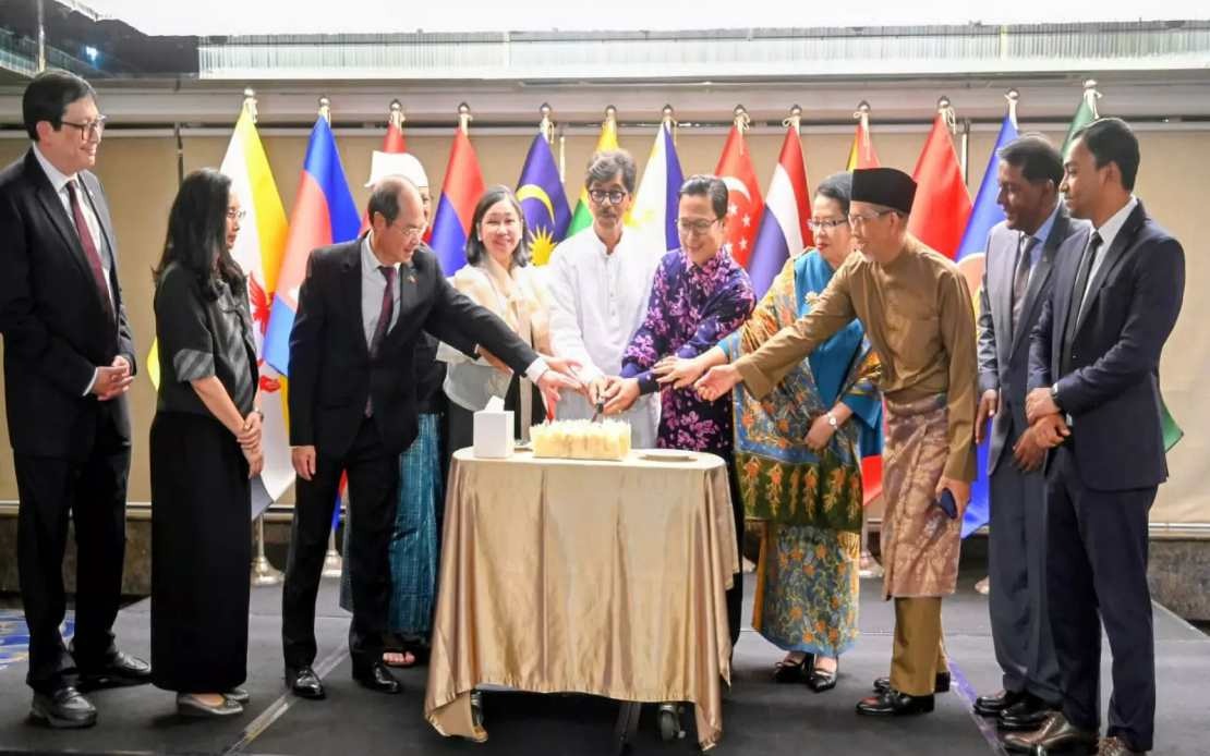 Bangladesh Eyes Closer ASEAN Partnership as Premier Prioritises Regional Ties