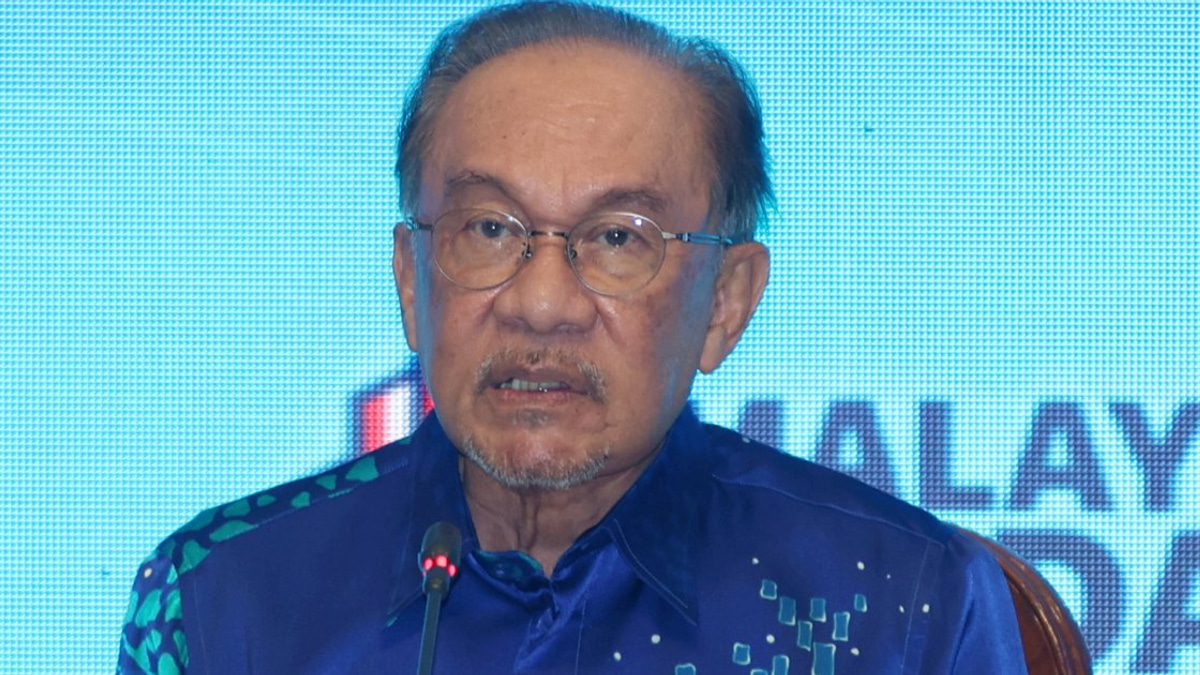 PM Anwar to Refer Saravanan's Letter to Authorities for Review