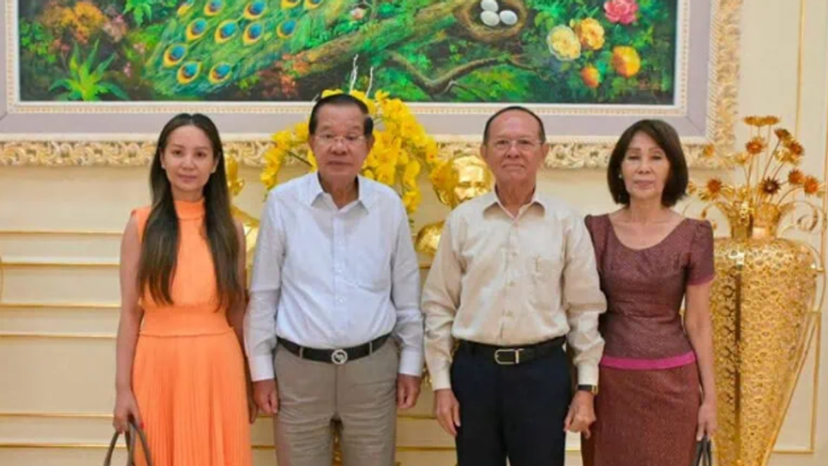 Hun Sen receives Kem Sokha at home, offers rare praise for opposition leader's daughter