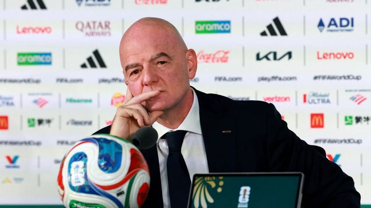 FIFA Governance Crisis Unlikely to Fade Despite Show of Unity Behind Infantino