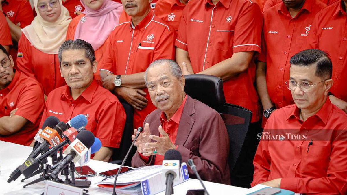 Bersatu Prepared for Electoral Showdown with Pas in Johor, Muhyiddin Signals