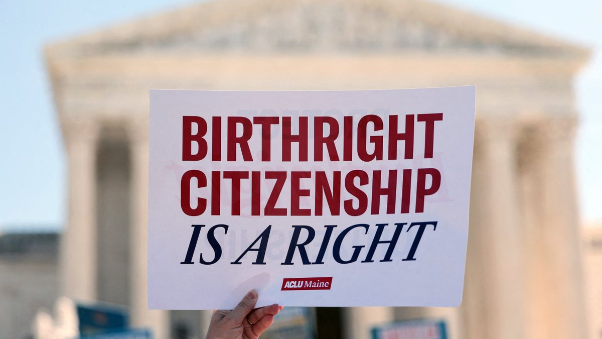Trump Pivots to 'Birth Tourism' as Birthright Citizenship Fight Moves to Enforcement