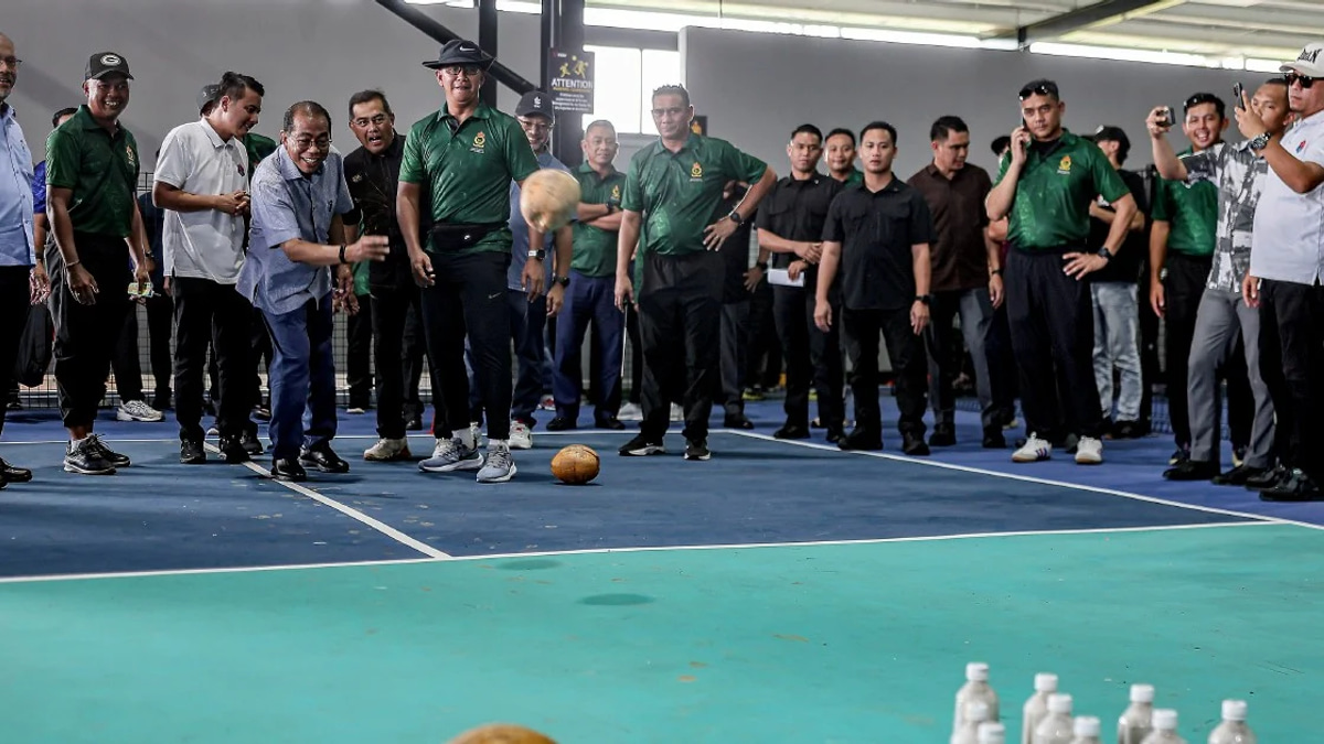BN's Veteran-and-Youth Strategy Critical for Johor Governance Challenge, Says Khaled