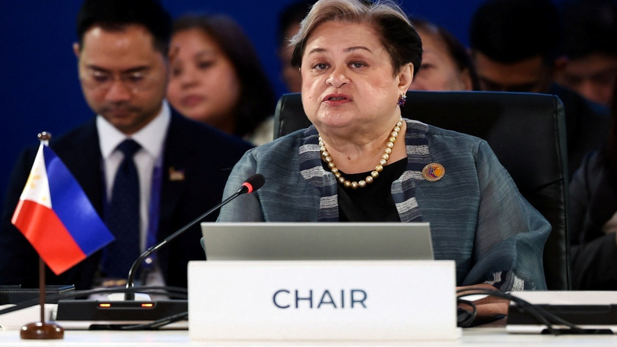 Philippine Foreign Affairs Chief To Lead ASEAN Humanitarian Mission Into Myanmar By Year-End