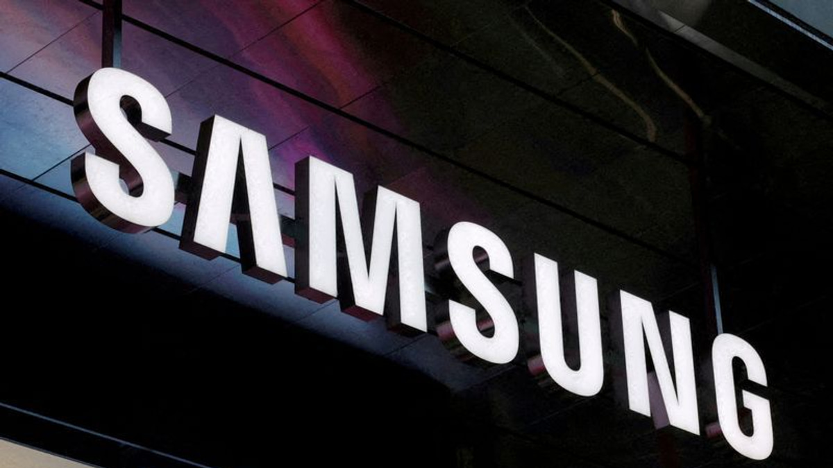 Samsung forecasts worsening chip shortages through 2028 as AI demand surges; stock jumps 8%