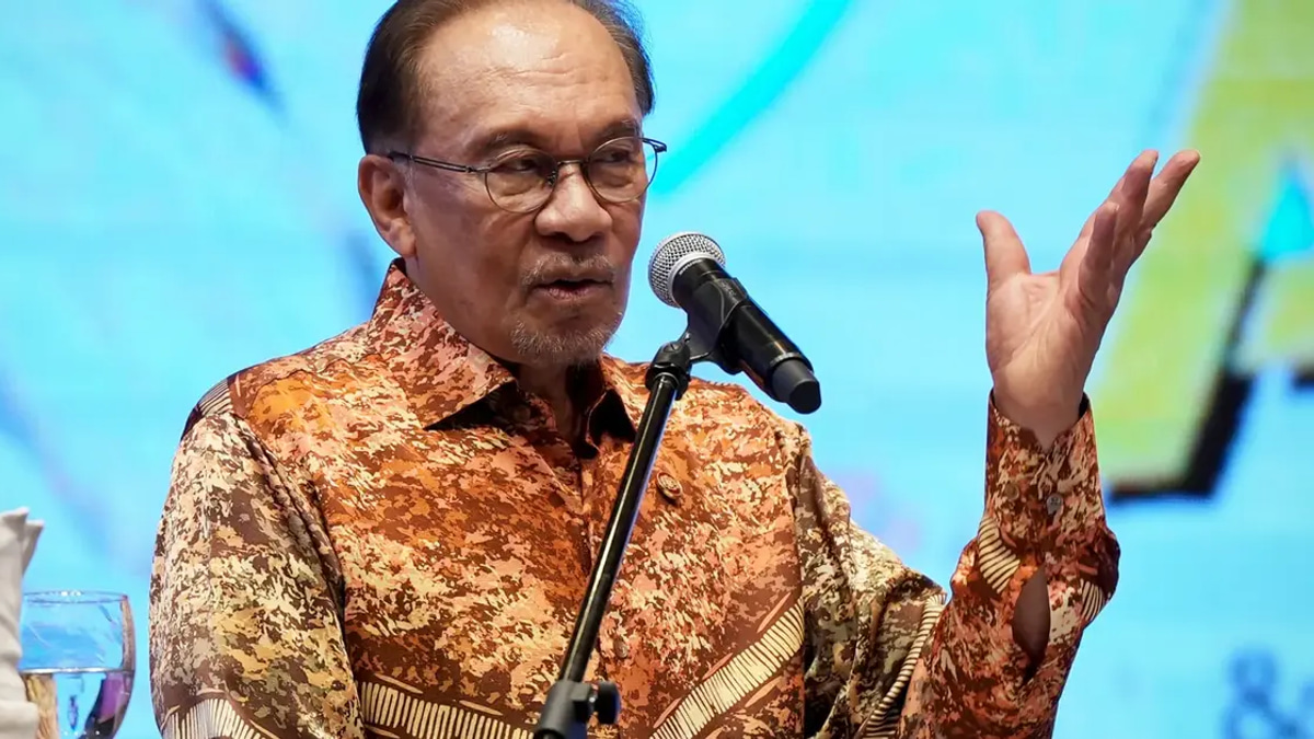 Anwar Directs Investigation into Alleged Misconduct at Khazanah-Linked Firm