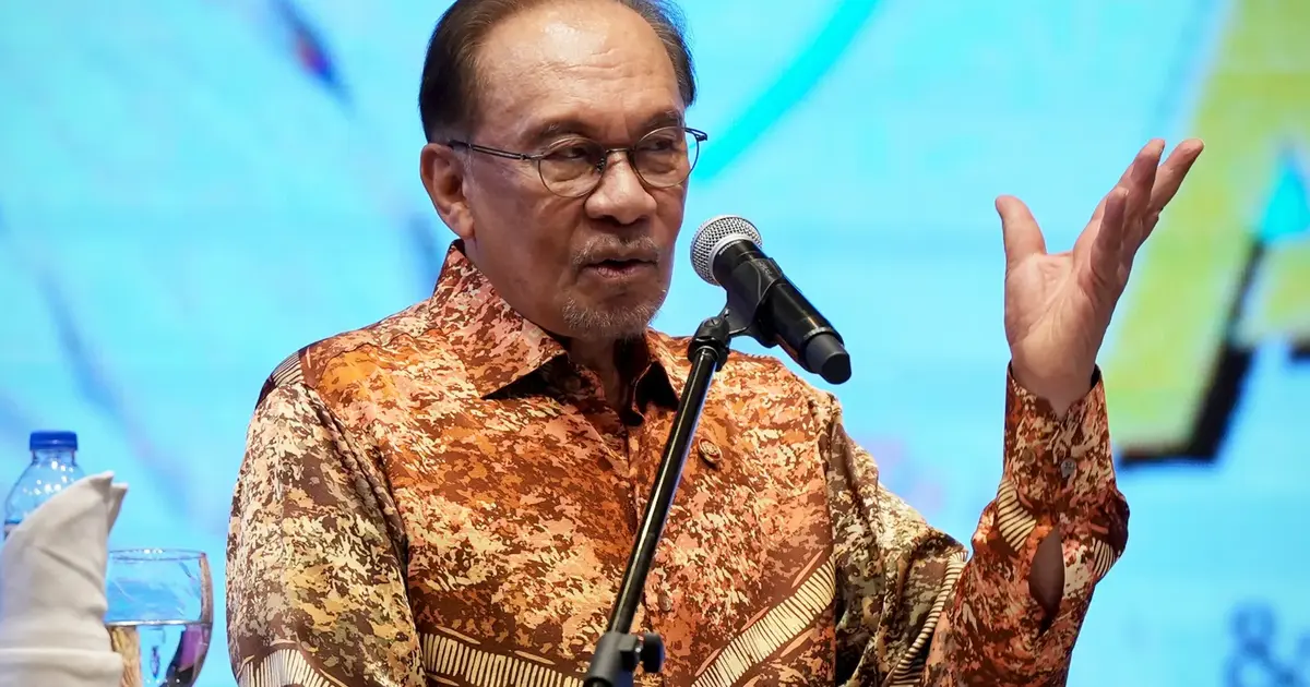 Anwar Directs Investigation into Alleged Misconduct at Khazanah-Linked Firm