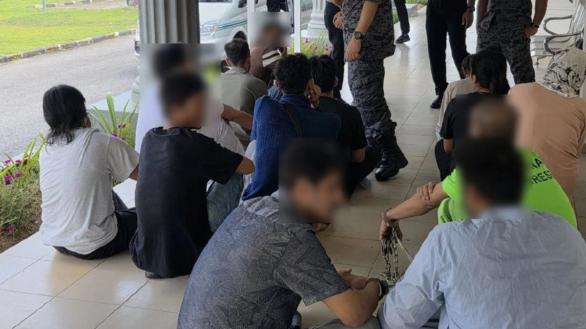 A dozen undocumented migrants face court in Kelantan for illegal entry and overstaying